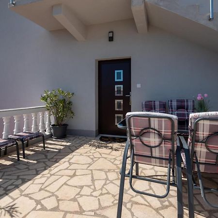 Apartman Tribunj Tribalj Esterno foto