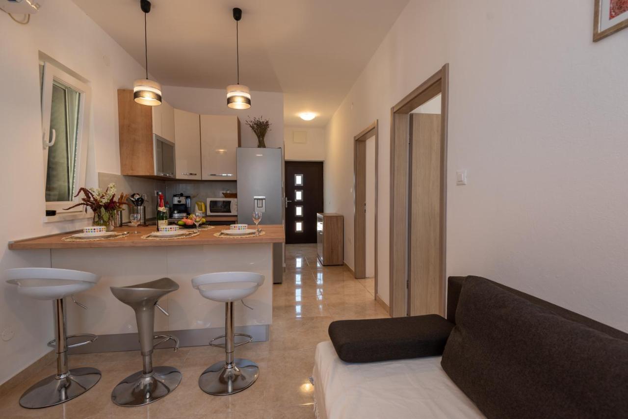Apartman Tribunj Tribalj Esterno foto