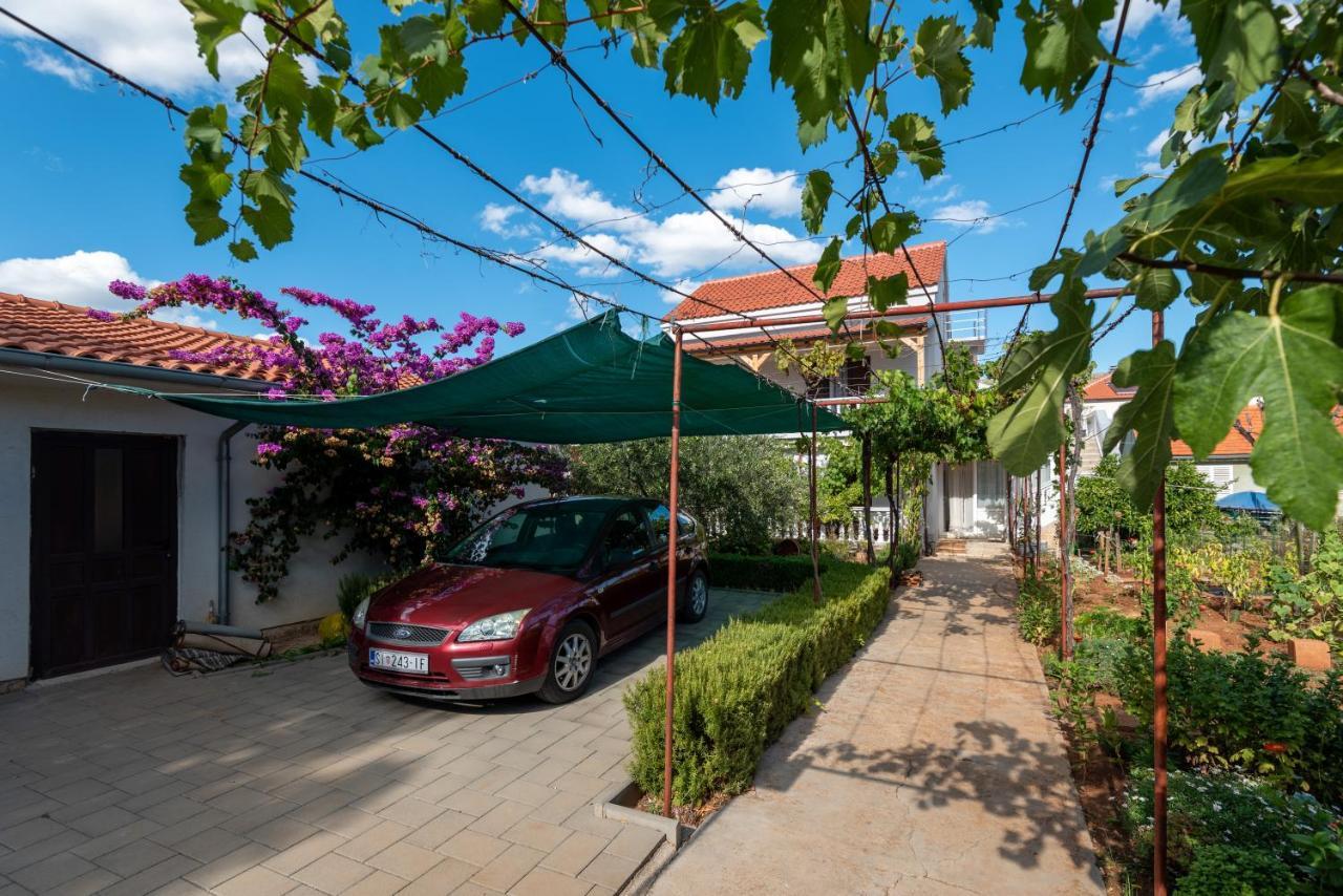 Apartman Tribunj Tribalj Esterno foto