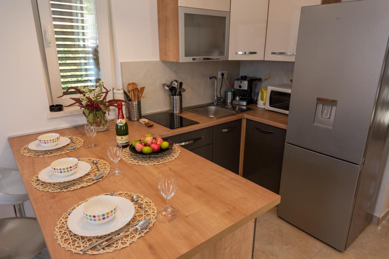 Apartman Tribunj Tribalj Esterno foto