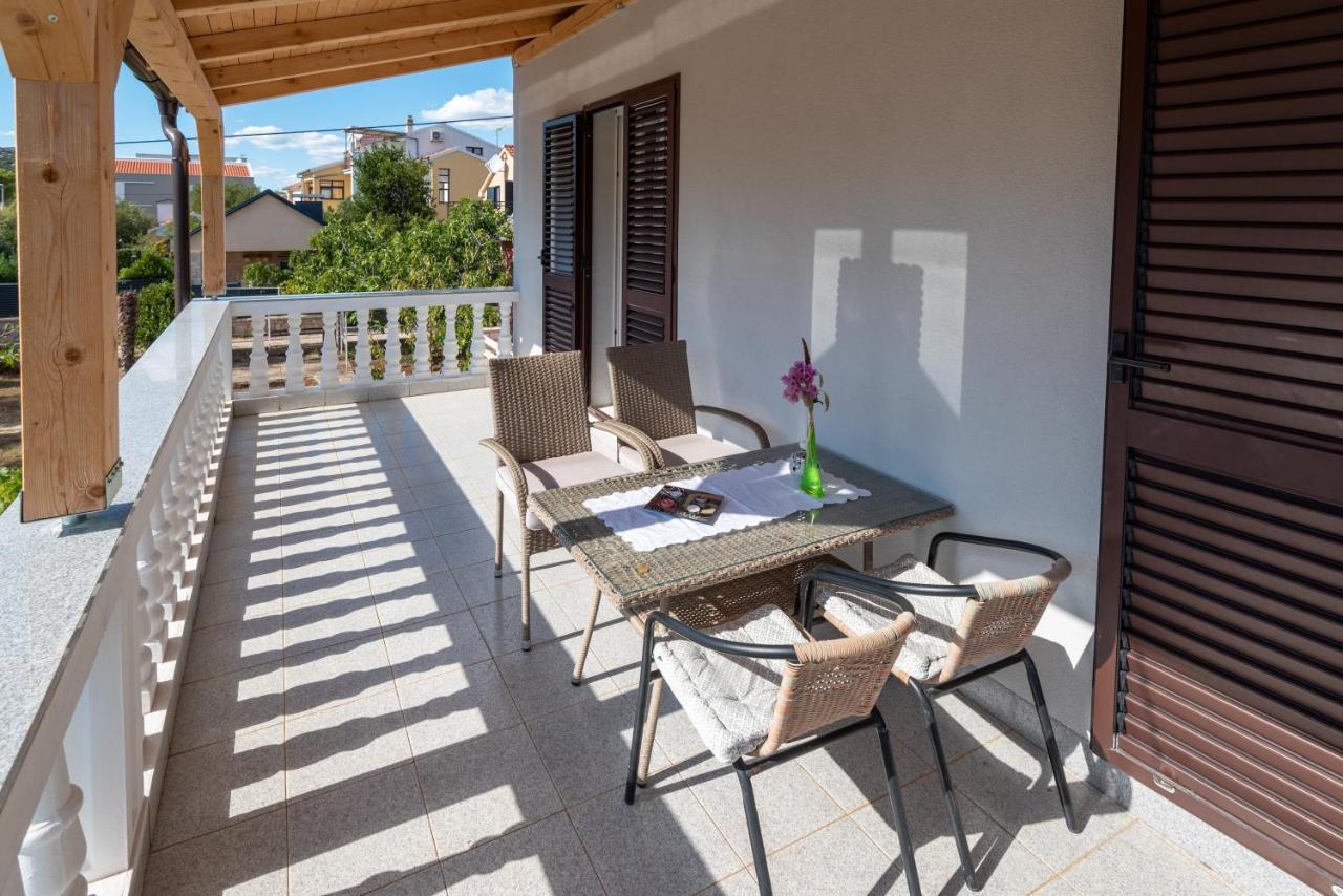 Apartman Tribunj Tribalj Esterno foto