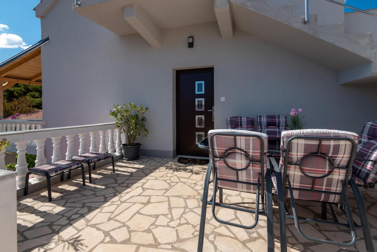 Apartman Tribunj Tribalj Esterno foto