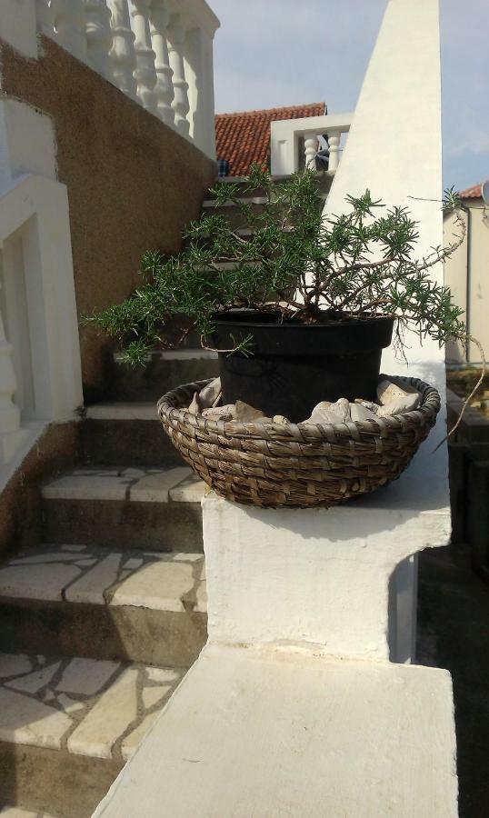 Apartman Tribunj Tribalj Esterno foto