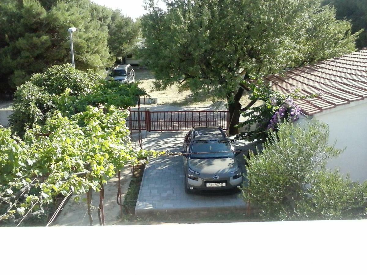 Apartman Tribunj Tribalj Esterno foto
